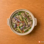 Công thức nấu canh cà tím nấu thịt băm đậm đà, thơm tía tô