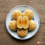 Công thức làm bánh pía sầu riêng trứng muối mềm xốp chuẩn vị Sóc Trăng